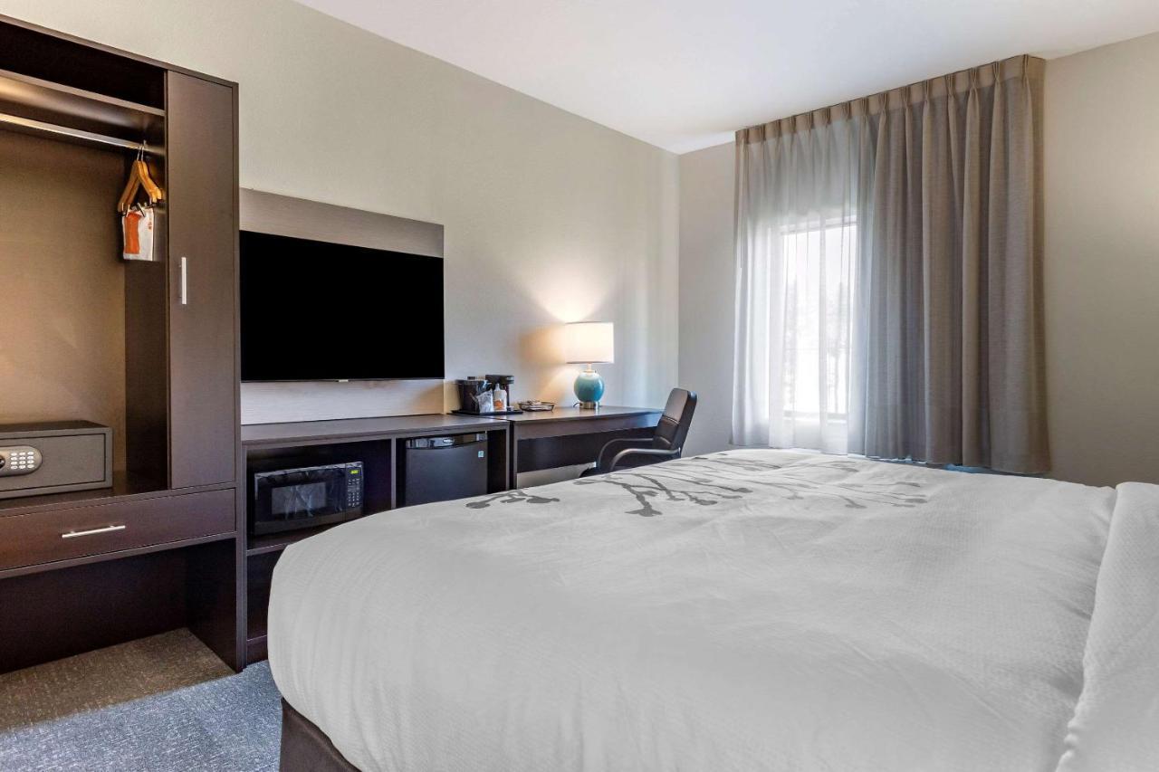 Sleep Inn & Suites Crosby Eksteriør billede
